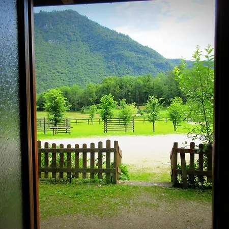 Kamp Rut Hostel Kobarid